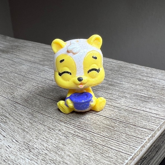 4/$10 Hatchimals Colleggtibles Yellow Sparkle Chipadee Advent Calendar ‘18 - Picture 1 of 11